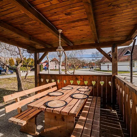 2 Bedroom Tip-top In Terme Catez Ferienhaus Brežice